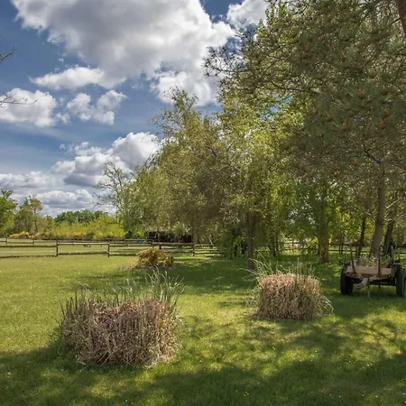 بيت ضيافة Le Gahoun - D'hotes كاستيتس